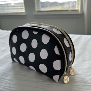 Cosmetic bag